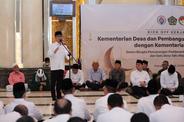 Kemendes PDT, kata Mendes Yandri bakal mengadakan perlombaan Majelis Tak&rsquo;lim di seluruh desa di Indonesia