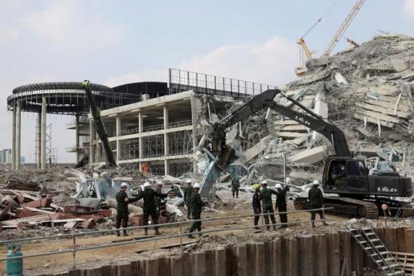 Berikut lima hal penting yang perlu diajarkan kepada anak tentang gempa bumi.