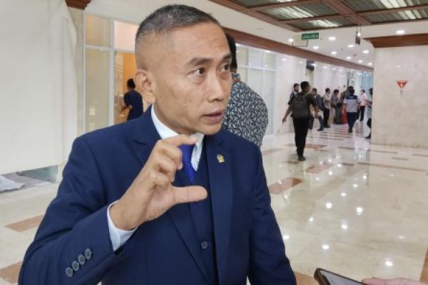 Gangguan teknis pada kapal bisa terjadi. Tetapi Pertamina perlu menjelaskan mengapa keterlambatan pada satu tahapan distribusi dapat berdampak luas