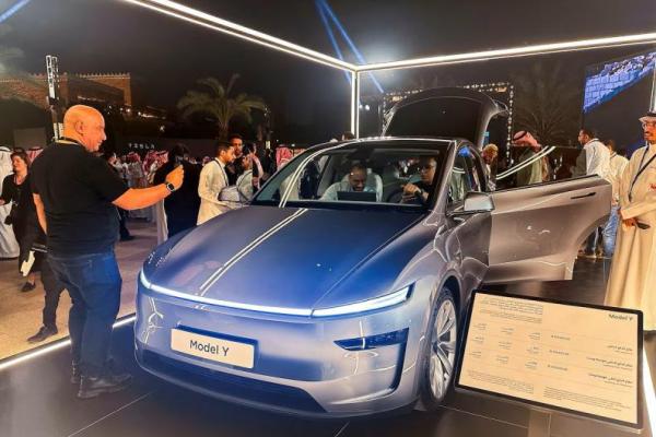 Tesla Tunda Peluncuran Kendaraan Listrik Terjangkaunya di Amerika Akibat Tarif