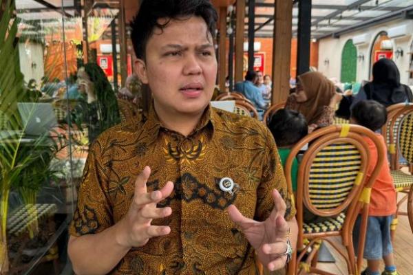 Kita bisa melihat selama semester pertama pemerintahan, tidak ada konflik yang bernuansa SARA. Hal ini terbukti dengan berlangsungnya pilkada serentak, tidak ada konflik yang melibatkan tentang SARA di pilkada yang diadakan serentak di seluruh indonesia, semuanya berjalan dengan baik.