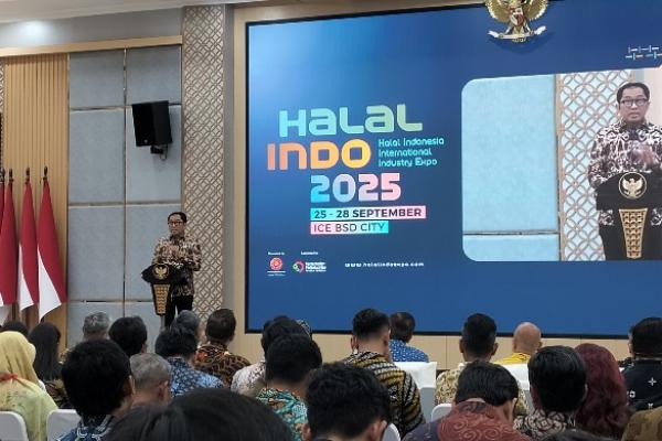 Wakil Menteri Perindustrian (Wamenperin) Faisol Riza mendorong penguatan branding industri halal tanah air, guna menjadikan Indonesia sebagai pemain utama dalam pasar halal global.