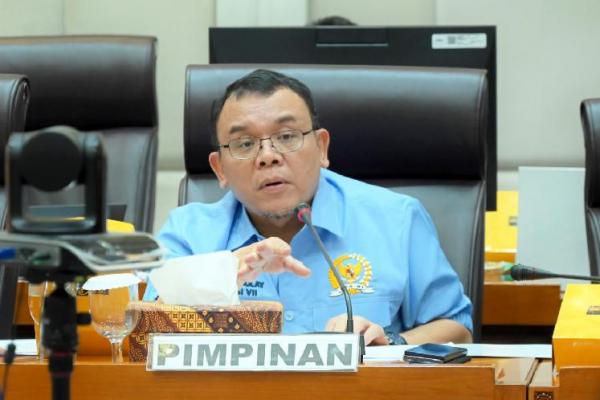 Yang belum menerima KUR ini juga penting diperhatikan. Mereka juga harus didata dan dibina.
