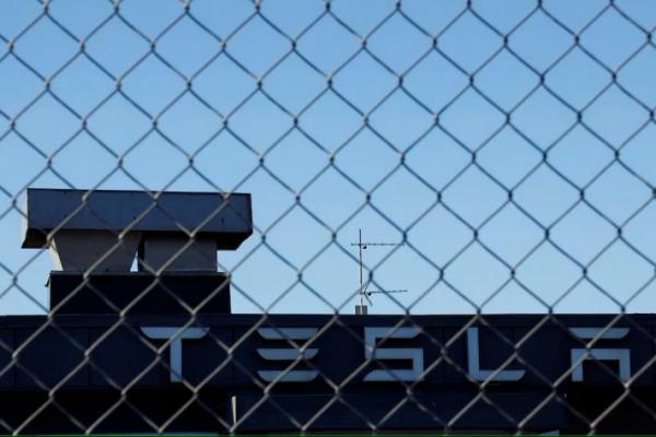 Pilih Mobil China, Penjualan Tesla di Eropa Makin Anjlok