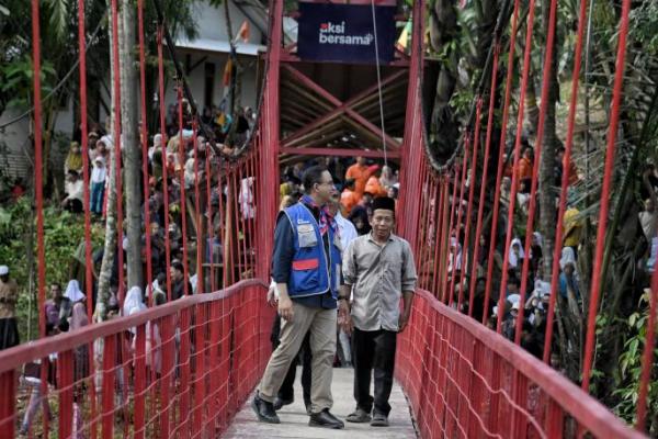 Aksi Bersama adalah organisasi yang diinisiasi pendiriannya oleh Anies Baswedan.