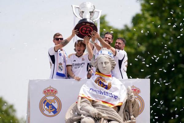 Dengan kombinasi filosofi, pendidikan pemain usia dini, serta konsistensi taktik, gaya bermain khas klub Liga Spanyol terus bertahan lintas generasi.