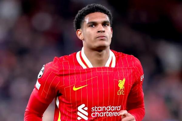 Liverpool dikabarkan siap melepas Jarell Quansah dengan status pinjaman pada musim depan demi memberi ruang bagi perkembangan sang pemain.