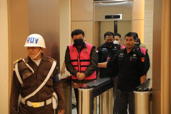 Aset tersebut disita Kejagung dari bos PT Sritex yang menjadi tersangka dalam kasus ini, Iwan Kurniawan Lukminto pada Kamis, 11 Desember 2025.