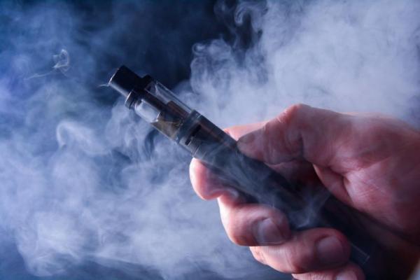 MUI Provinsi Jawa Timur resmi mengeluarkan Fatwa Nomor 1 Tahun 2026 tentang penyalahgunaan rokok elektronik (vape)