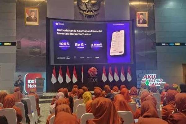 Peserta diajak memahami pentingnya pengelolaan keuangan secara bijak serta peluang besar yang ditawarkan pasar modal sebagai salah satu instrumen investasi jangka panjang.