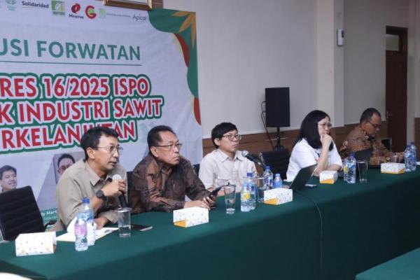 Kementerian Pertanian (Kementan) memastikan sertifikasi Indonesian Sustainable Palm Oil (ISPO) untuk pekebun kelapa sawit, dapat dibiayai oleh APBN, ABPD, hingga Badan Pengelola Dana Perkebunan Sawit (BPDPS).