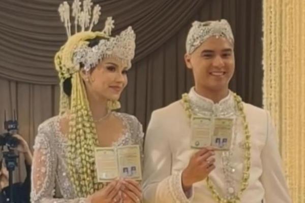 Ayah kandung&nbsp; Alyssa Daguise ternyata tidak menjadi wali nikahnya. Lalu siapa?&nbsp;