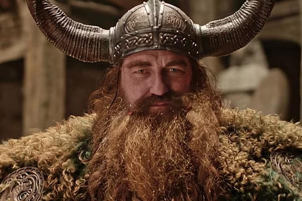 Gerard Butler `Stoick`&nbsp;How to Train Your Dragon Sebut 2 Aktor yang Membuatnya Sukses di Hollywood
&nbsp;