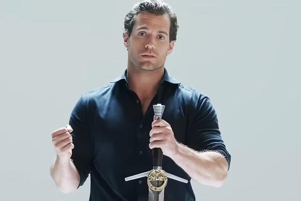 Begini Kondisi Henry Cavill setelah Cedera dari Latihan untuk Film Highlander
&nbsp;