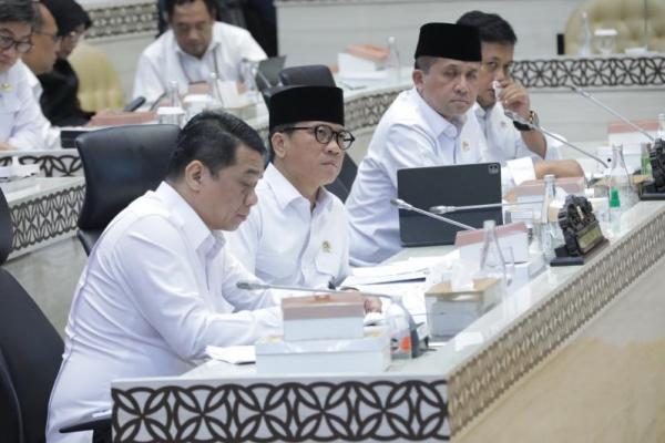 Mendes Yandri menyampaikan realisasi anggaran Kemendes per Juli 2025 mencapai 34 persen.