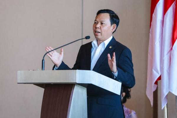 DPD menginginkan perubahan iklim diatur di dalam payung hukum agar ada lembaga yang bertanggung jawab terhadap pengelolaan perubahan iklim.