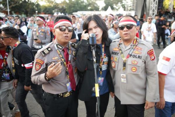 Ribuan musisi Lampung nyanyikan lagu-lagu daerah hingga lagu milik Band Padi Reborn.
