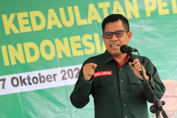 Ketua Umum Gerbang Tani PKB, Idham Arsyad, mendorong pemerintah mengembangkan skema contract farming antara SPPG dengan petani