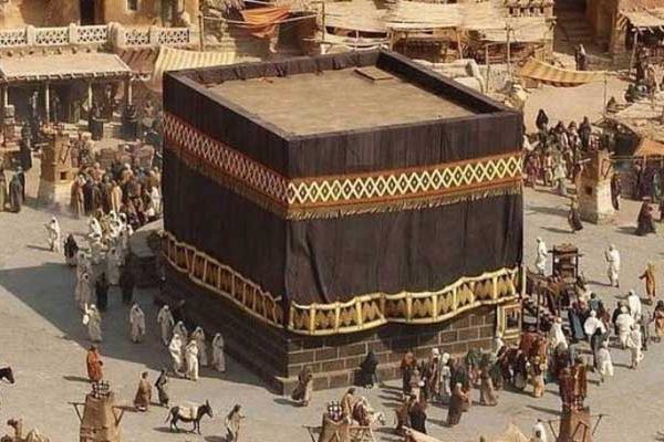 Kisah kelahiran Nabi Muhammad SAW diwarnai oleh serangkaian keajaiban alam dan peristiwa spiritual yang telah diisyaratkan oleh para anbiya terdahulu.