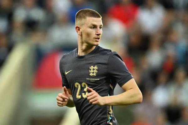 Pemilik Crystal Palace, Steve Parish, tak menyangkal pemain bintangnya, Adam Wharton, ingin bermain di Liga Champions di tengah minat dari Manchester United (MU).