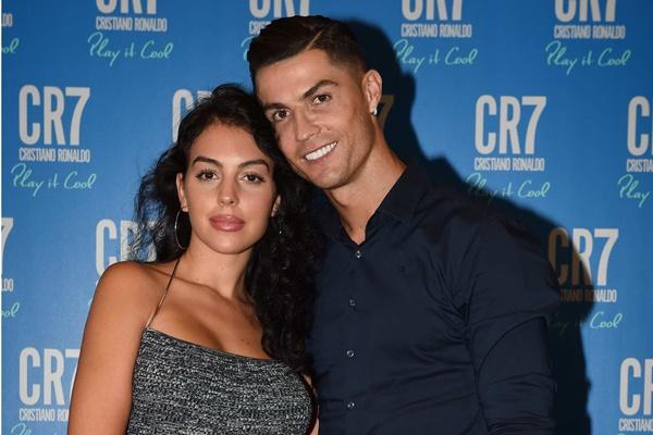 Fantastis, Cristiano Ronaldo Beri Georgina Rodriguez Cincin Pertunangan Seharga Rp80 Miliar!