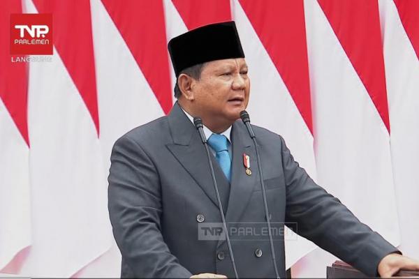 Presiden Prabowo menjelaskan SMA Taruna Nusantara baru ini akan terintegrasi dengan sekolah di Magelang, Jawa Tengah.