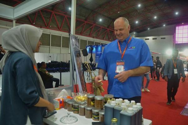Petani Aren Korban Pergerakan Tanah Sukabumi Berpartisipasi di EDRR JIExpo Kemayoran, Jakarta