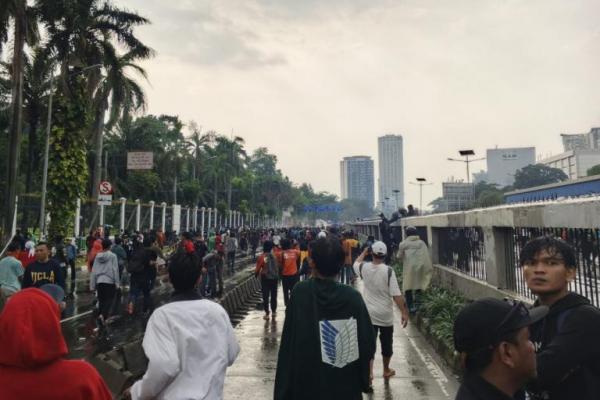 Konsep pengamanan kita hari ini adalah memberikan pelayanan kepada warga negara sebagai wujud bahwa negara kita adalah negara demokrasi
