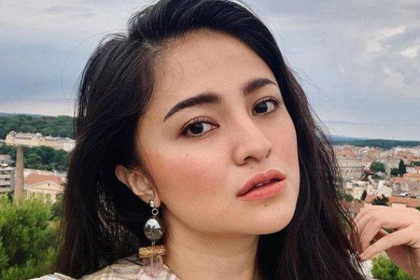 Marshanda masih menikmati situasinya saat ini. Lalu bagaimana kriteria calon suami?&nbsp;