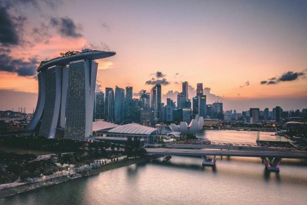 Gempa bumi dahsyat berkekuatan magnitudo 9,2 di lepas pantai Sumatra pada 2004 silam telah menyebabkan daratan di Singapura tenggelam secara bertahap