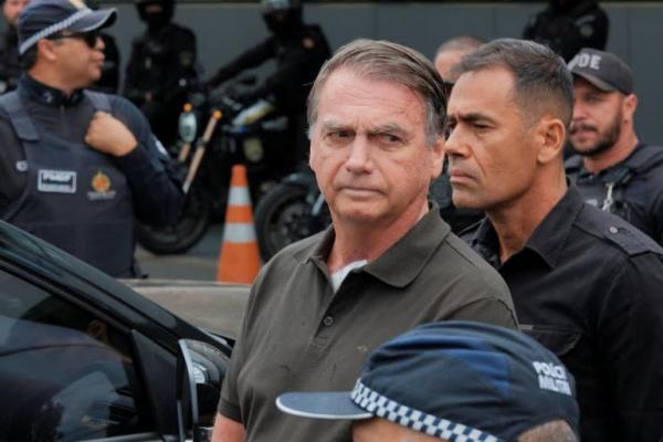 Dijatuhi Hukuman Penjara 27 Tahun, Bolsonaro Bisa Bebas dengan Cara Ini