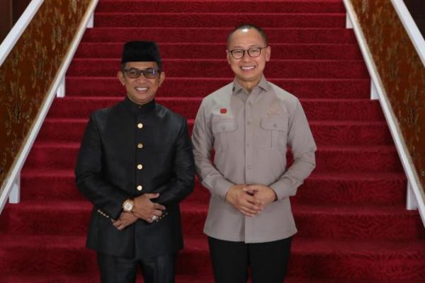 Eddy menyampaikan dukungannya kepada Walikota untuk solusi komprehensif mengingat sampah di kota Balikpapan jumlahnya cukup besar tetapi belum masuk dalam cakupan revisi perpres pengelolaan sampah yang saat ini masih dalam tahap finalisasi.&nbsp;