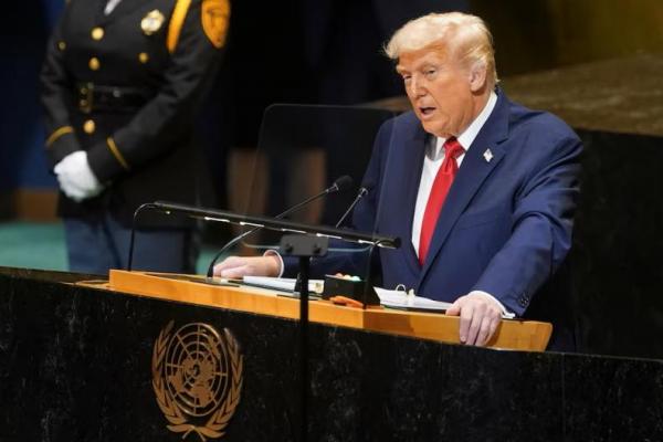 Presiden AS Donald Trump mengancam akan mengenakan tarif pada negara-negara yang menjual minyak ke Kuba.