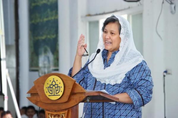 Percepatan Peningkatan Kompetensi Guru Butuh Strategi yang Komprehensif