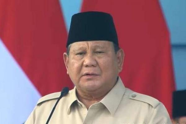Presiden Prabowo Subianto menginstruksikan jajaran TNI AL untuk segera melakukan pencarian terhadap rombongan jurnalis yang hilang kontak di Selat Sunda.
