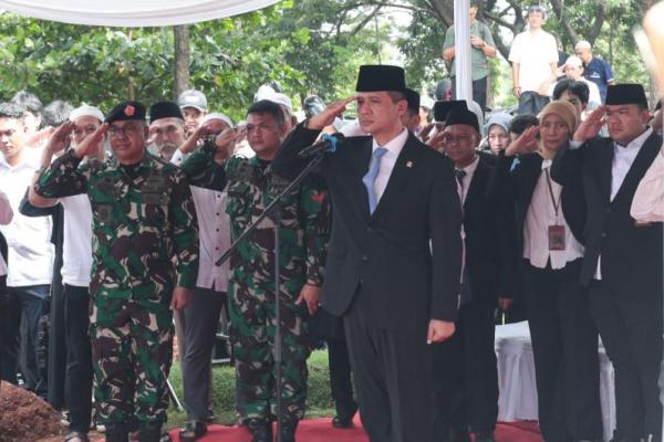 Kementrans gelar Upacara Penghormatan Kedinasan dalam pemakaman anggota Tim Ekspedisi Patriot (TEP yang gugur di Papua