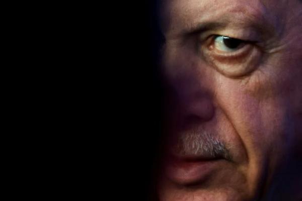 Presiden Turki Tayyip Erdogan mendesak negara-negara sekutu NATO untuk menghapus batasan industri pertahanan di antara mereka