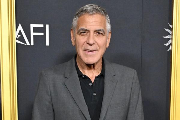 Perampokan di Museum Louvre Ingatkan George Clooney dengan Filmnya Ocean`s Eleven