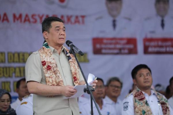 Wamendes PDT Ahmad Riza Patria ikuti Bupati Tilik Desa di Desa Trayeman, Kecamatan Slawi Kabupaten Tegal, tegaskan desa pondasi utama bangsa