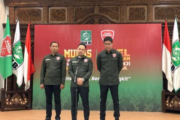 Panji Bangsa dalam waktu dekat akan resmi menjadi badan otonom (banom) DPP Partai Kebangkitan Bangsa (PKB), melalui musyawarah nasional (munas) di Depok