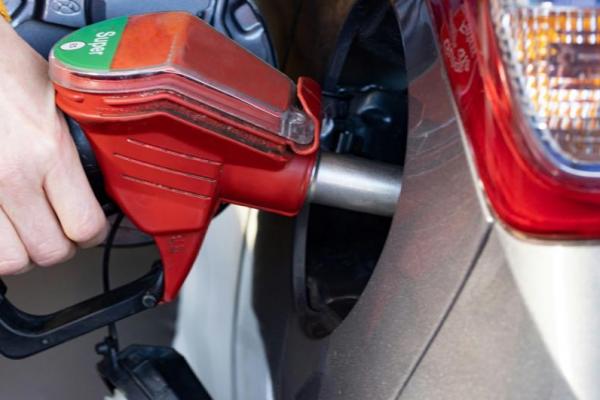 Mau Hemat Bensin saat Mudik Lebaran? Simak 5 Tips Eco-Driving Ini