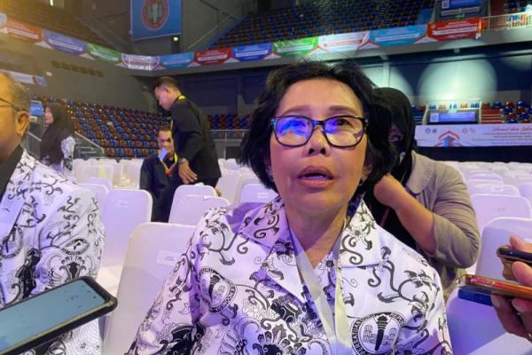 Persatuan Guru Republik Indonesia (PGRI) melontarkan kritik pedas terhadap komitmen pemerintah dalam mewujudkan kesejahteraan guru