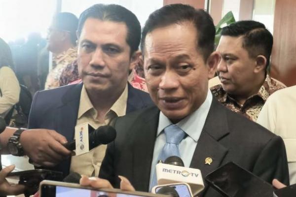 Menteri Lingkungan Hidup (LH) Hanif Faisol Nurofiq mengingatkan bahwa sampah bukan berkah tapi masalah yang perlu ditangani