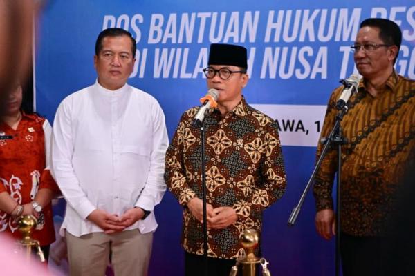 Mendes Yandri mengatakan bahwa Kemendes PDT menyambut baik dan akan mendukung penuh adanya Posbankum di desa-desa seluruh Indonesia