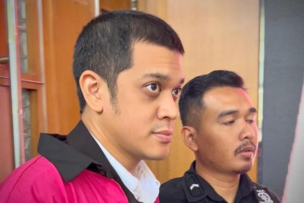 Dia dinilai terbukti terlibat dalam tindak pidana korupsi tata kelola minyak mentah dan produk kilang Pertamina 2018-2023.