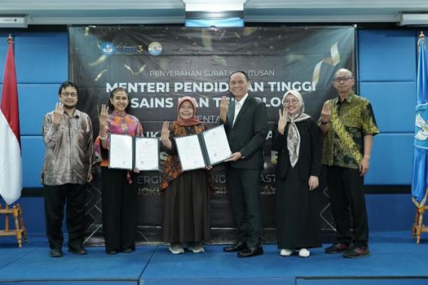 Universitas Mercu Buana kembali menorehkan capaian akademik dengan melahirkan dua guru besar baru. Siapa saja?