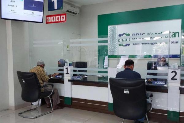 Pelayanan harus diberikan dengan standar yang sama kepada seluruh customer, apakah menggunakan layanan BPJS ataupun tidak