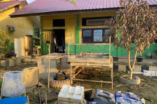 Kemdikdasmen menyiapkan anggaran sebesar Rp1,2 triliun, untuk 1.741 satuan pendidikan yang telah menandatangani PKS revitalisasi sekolah pascabencana Sumatra