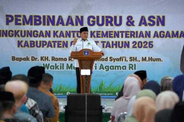 Wamenag mengajak seluruh Aparatur Sipil Negara (ASN) Kementerian Agama (Kemenag) untuk terus menjalankan tugas dengan baik, melayani masyarakat sepenuh hati