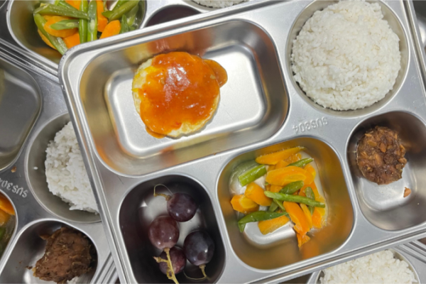 Program Makan Bergizi Gratis (MBG) dinilai bukan sekadar upaya perbaikan gizi. Lalu?